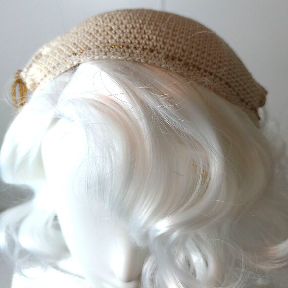 Vintage Hand-Crocheted Pillbox Fascinator Hat with golden beaded tussle - Picture 10 of 12
